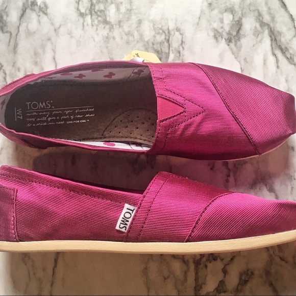 Toms Shoes - Toms Classic Pink Rowan Grosgrain Slip On Flats